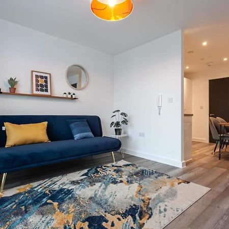 Stunning 2 Bed Flat 5Min To Old Trafford Stadium Манчестер Екстер'єр фото