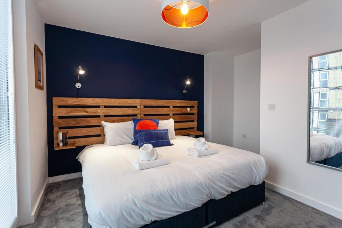 Stunning 2 Bed Flat 5Min To Old Trafford Stadium Манчестер Екстер'єр фото