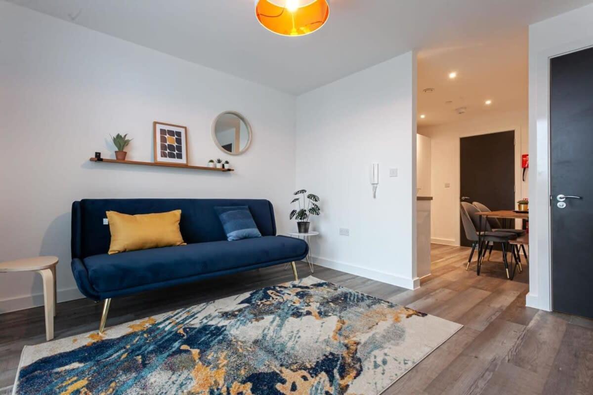 Stunning 2 Bed Flat 5Min To Old Trafford Stadium Манчестер Екстер'єр фото