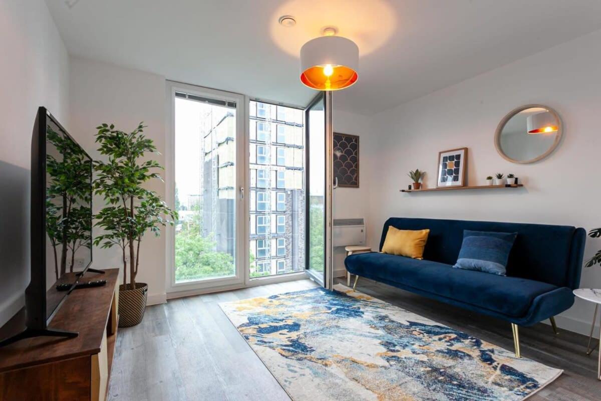 Stunning 2 Bed Flat 5Min To Old Trafford Stadium Манчестер Екстер'єр фото
